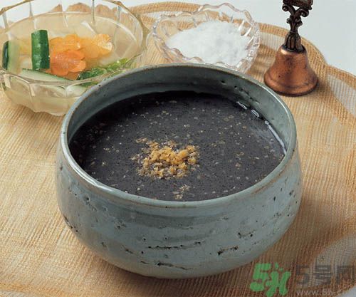 夏天吃芝麻好吗,冬天吃芝麻有什么好处