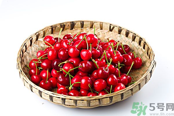 痛风能吃樱桃吗,痛风能吃核桃吗