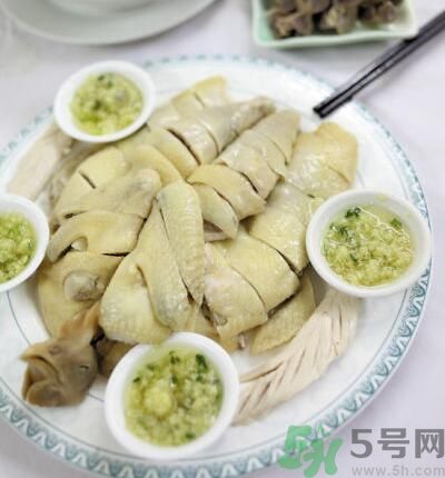 白切鸡怎么入味视频,白切鸡怎么入味