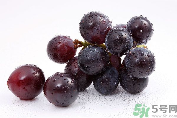 怎样改善骨质疏松症,怎样改善中老年骨质疏松症