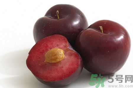 李子和芒果可以一起吃吗?,李子和芒果能一起吃吗