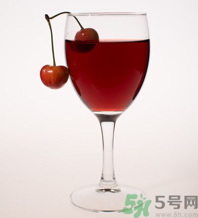 樱桃酒治疗痛风吗?,樱桃泡酒能治风湿吗