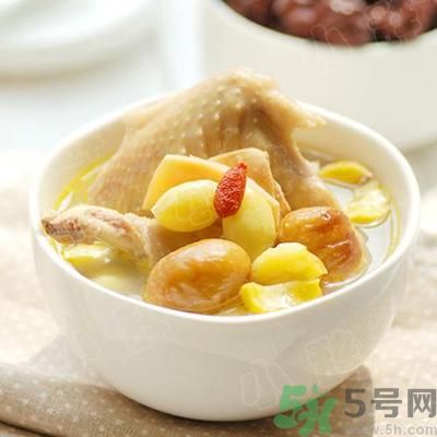 炖鸡汤不要先放盐,炖鸡汤不要先放盐危害是什么 炖鸡汤不要先放盐,炖鸡汤不要先放盐危害是什么