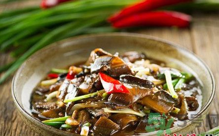 怎样炒鳝鱼,炒鳝鱼的做法