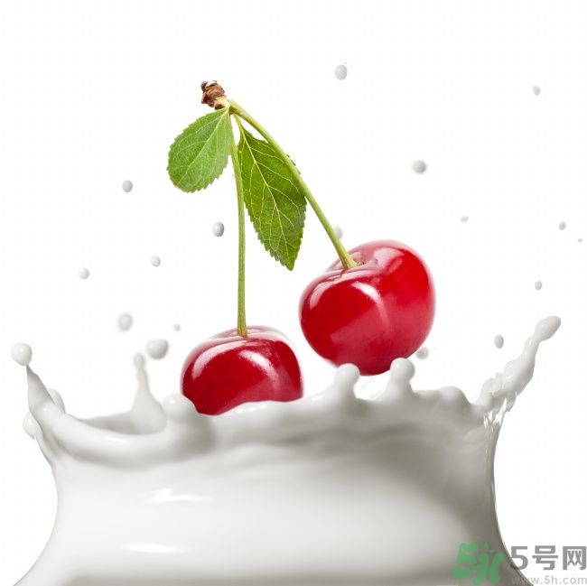 香蕉和牛奶一起煮能减肥吗,香蕉和牛奶一起煮可以治便秘吗