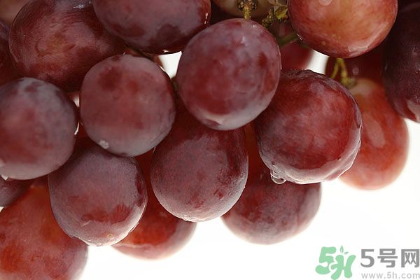 吃葡萄皮好处和坏处,吃葡萄皮好处 吃葡萄皮好处和坏处,吃葡萄皮好处