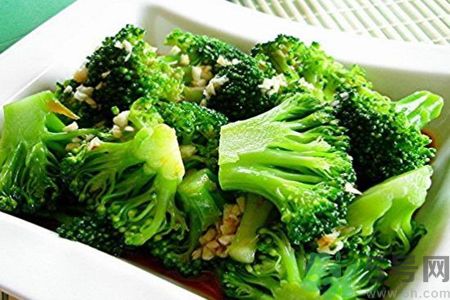 蒜炒青菜的做法大全,炒青菜放蒜吗