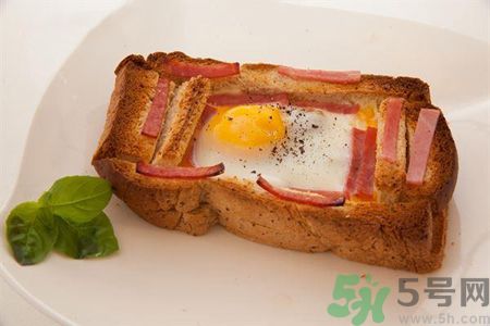 在你选择的早餐中最主要的营养成分是什么,营养早餐是什么