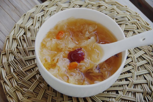 银耳没熬出胶能喝吗,银耳没有熬出胶有效果吗