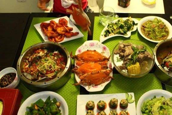 晚上要不要吃晚饭,晚上几点后不建议进食