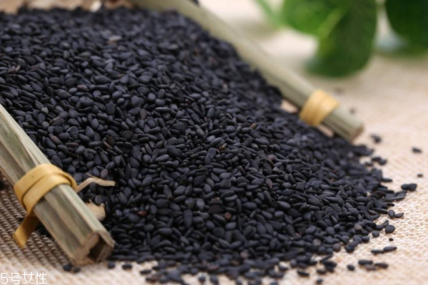 芝麻海带糕对头发的作用,芝麻海带糕