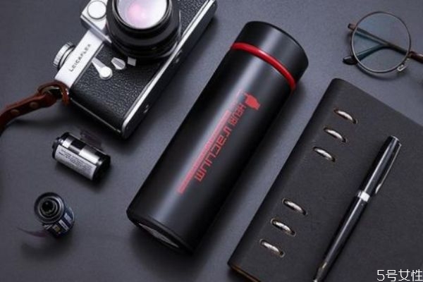 保温杯第一次如何使用,第一次保温杯怎么使用才保温 保温杯第一次如何使用,第一次保温杯怎么使用才保温