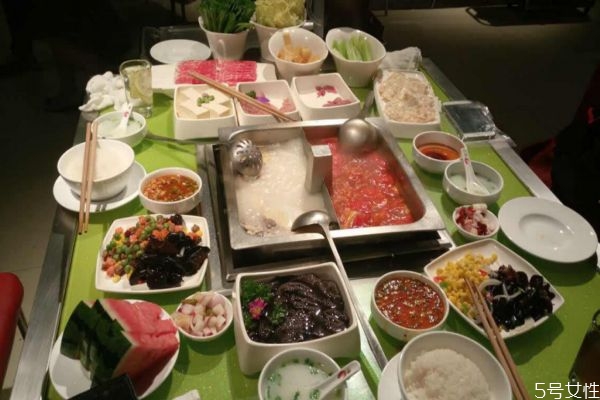 海底捞生意火爆的原因,海底捞为什么生意这么好