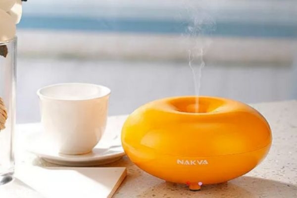 香薰能放在卧室里吗,房间里面放香薰好不好