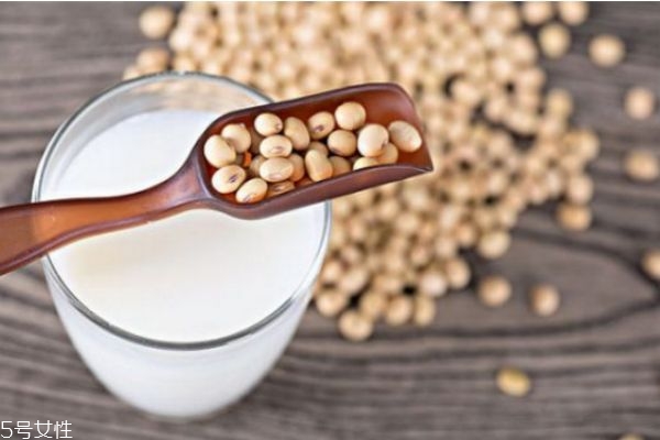 老年人补钙吃什么食物最好最快,老年人吃什么食物补钙 老年人补钙吃什么食物最好最快,老年人吃什么食物补钙