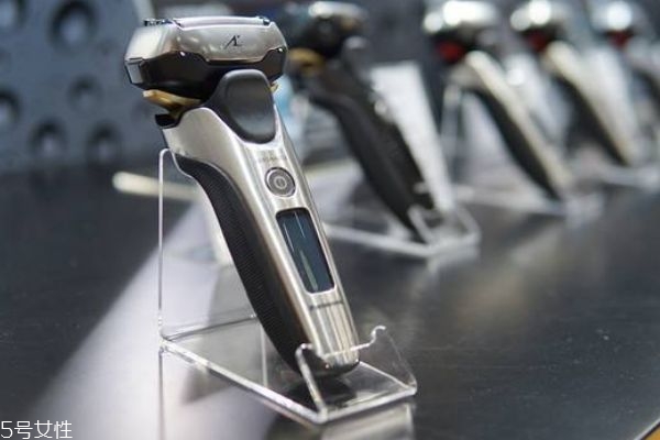 圣诞节送男朋友什么礼物最有意义,圣诞节给女朋友买什么礼物好