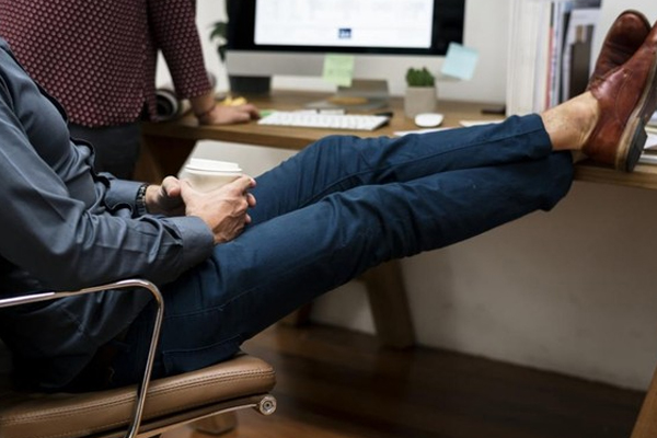 现代减压法,便于在办公室操作,可以采取?,常用的减压方法