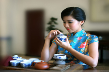 女人春天喝什么茶好呢,女人春天喝什么茶好是最好的 女人春天喝什么茶好呢,女人春天喝什么茶好是最好的