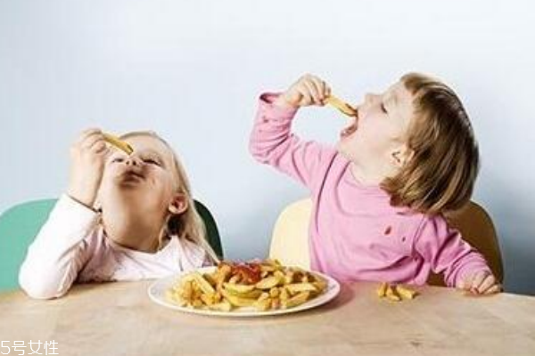 儿童饮食营养搭配菜谱,儿童饮食不好怎么办 儿童饮食营养搭配菜谱,儿童饮食不好怎么办