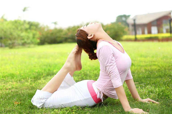 瑜伽是天天练好还是隔一天练好,瑜伽需要天天练吗? 瑜伽是天天练好还是隔一天练好,瑜伽需要天天练吗?