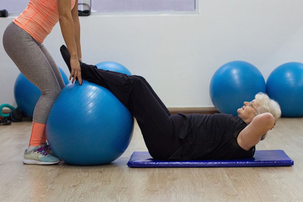 健身球有什么用,健身球的作用 健身球有什么用,健身球的作用