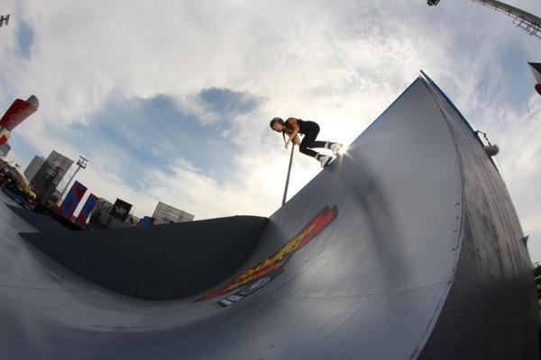 练轮滑能瘦腿吗,轮滑可以瘦腿吗