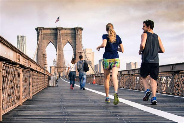 慢跑一周跑几次最好,慢跑一周几次比较好