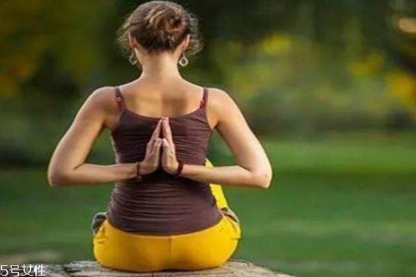 学瑜伽有哪些好处,做瑜伽对身体有什么好处 学瑜伽有哪些好处,做瑜伽对身体有什么好处