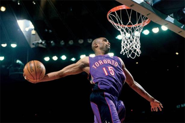 男生打篮球膝盖疼怎么办,打篮球膝盖疼痛是怎么回事?