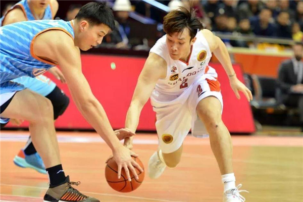 打篮球后腰痛,打篮球后腰疼怎么回事 打篮球后腰痛,打篮球后腰疼怎么回事