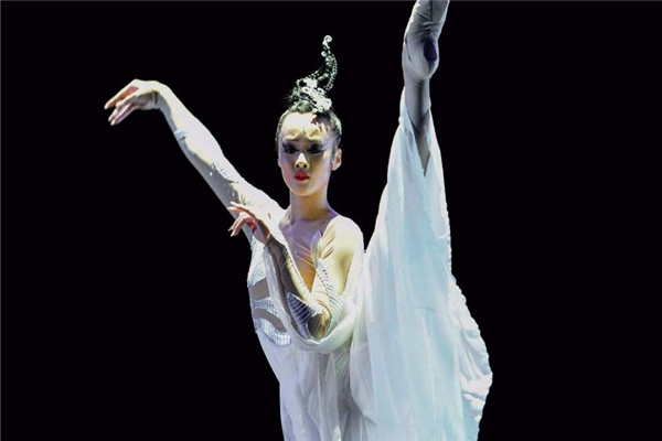 古典舞可以减肥吗,爵士舞和古典舞哪个减肥