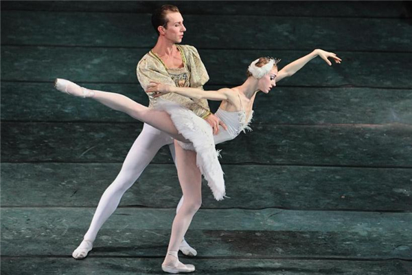 芭蕾舞会影响身高吗,芭蕾舞对身高要求