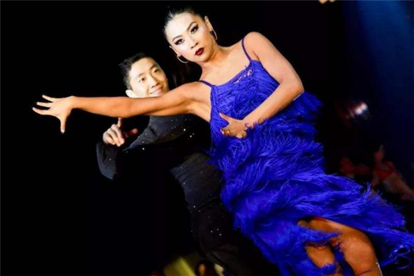 学拉丁舞需要多长时间,拉丁舞多久可以学会