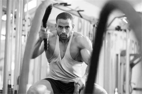 战绳训练有什么好处视频,战绳训练的好处 战绳训练有什么好处视频,战绳训练的好处