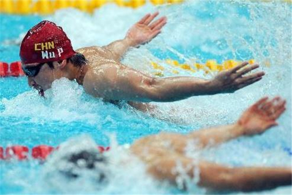 蝶泳和自由泳哪个快世界纪录,自由泳和蝶泳哪个快 蝶泳和自由泳哪个快世界纪录,自由泳和蝶泳哪个快