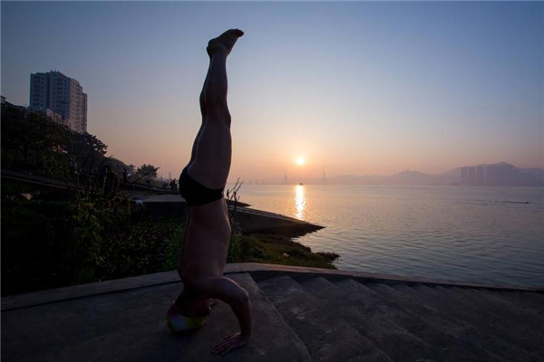 什么时候倒立效果最好,什么时候适合倒立