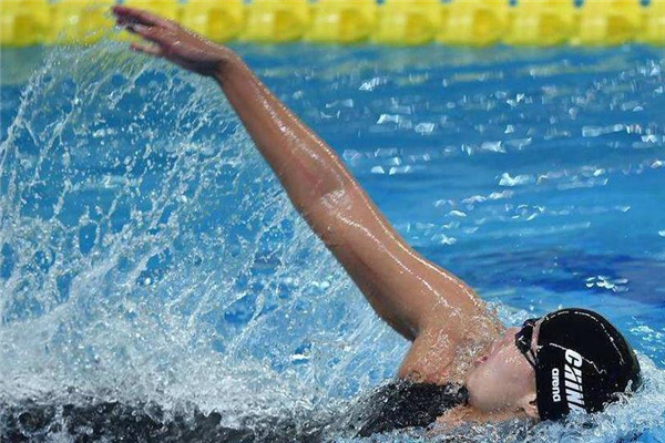 仰泳为什么游不直,仰泳为什么游不了直线