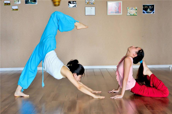 高温瑜伽每周几次合适,高温瑜伽一个星期做几次