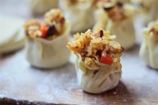 烧麦吃了长胖吗,晚上吃了烧麦担心长胖怎么办 烧麦吃了长胖吗,晚上吃了烧麦担心长胖怎么办