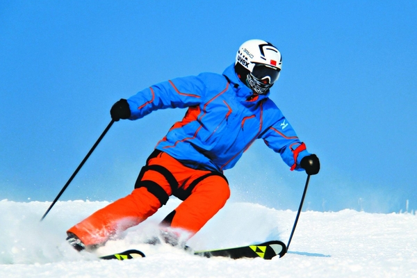 去滑雪需要准备什么东西,滑雪要准备哪些东西