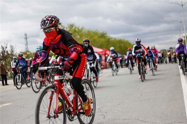 蹬自行车可以瘦大腿吗,骑行可以瘦大腿吗?