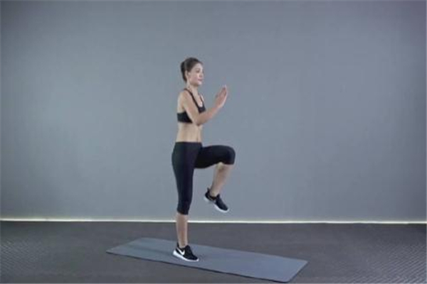 高抬腿可以瘦大腿吗,高抬腿可以瘦肚子吗