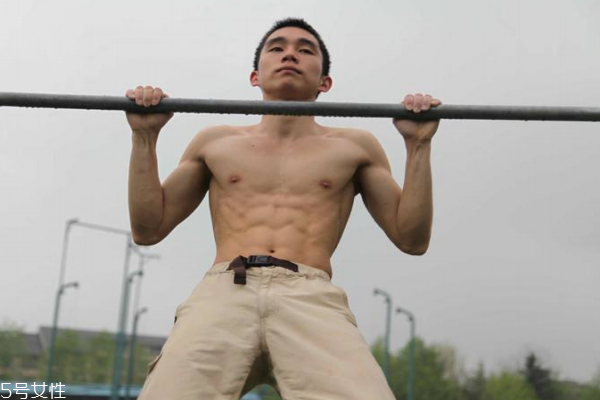 引体向上可以长高吗,每天做引体向上可以促进长高吗?