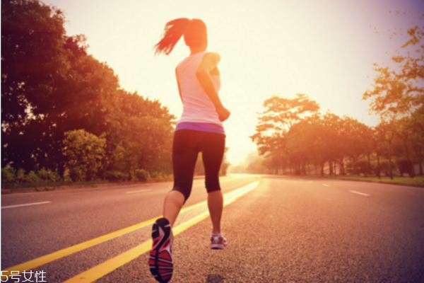 饭前和饭后运动哪个减肥效果好,每天晚上做什么运动减肥最快