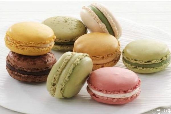 法式马卡龙的做法,正宗马卡龙是用什么做的