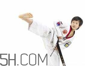 儿童学跆拳道有什么好处,学跆拳道对孩子有什么好处?