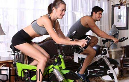 动感单车适合多大年龄,动感单车适合多大年龄骑