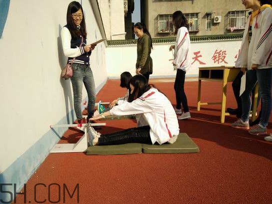 坐位体前屈可以长高吗?,体前屈可以长高吗