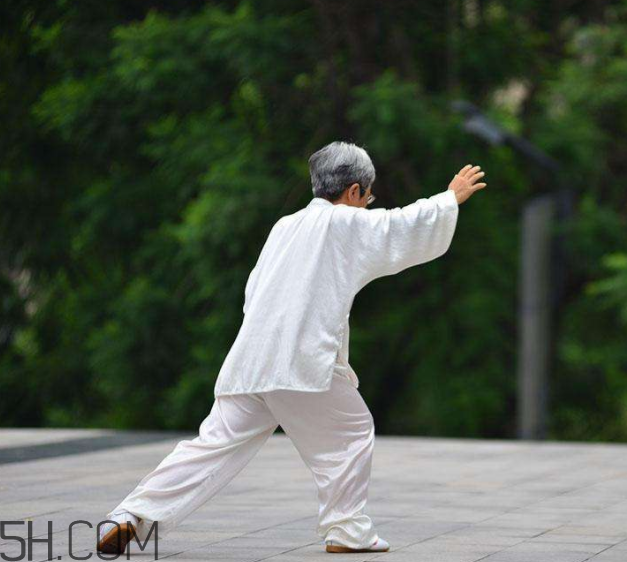 练完太极拳后的禁忌,练太极拳时应该注意哪些问题 练完太极拳后的禁忌,练太极拳时应该注意哪些问题