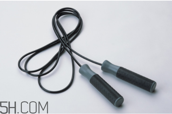 无绳跳绳和有绳跳绳哪个好用,无绳跳绳好还是有绳跳绳好